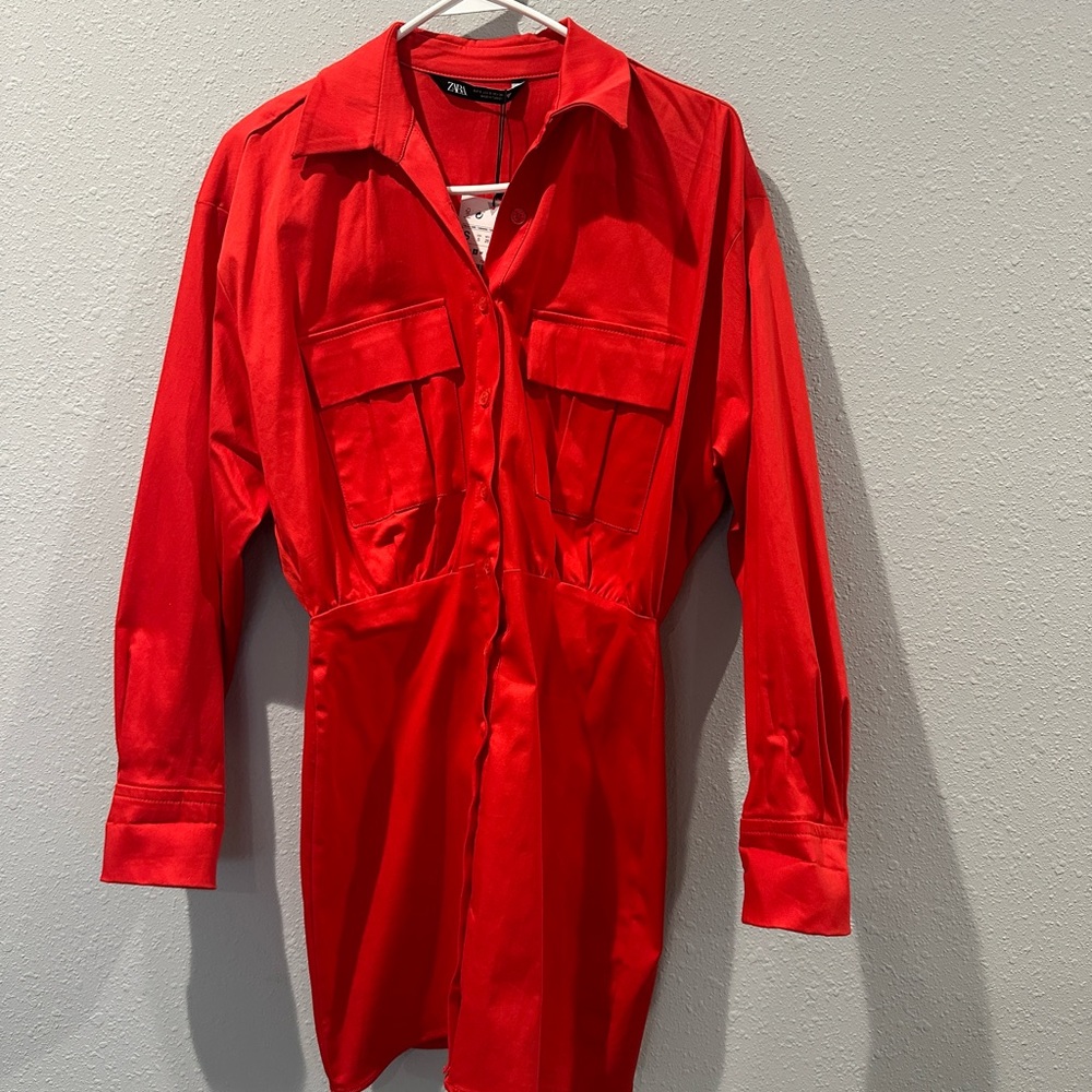 Zara long sleeve short red dress. Front button closure.
